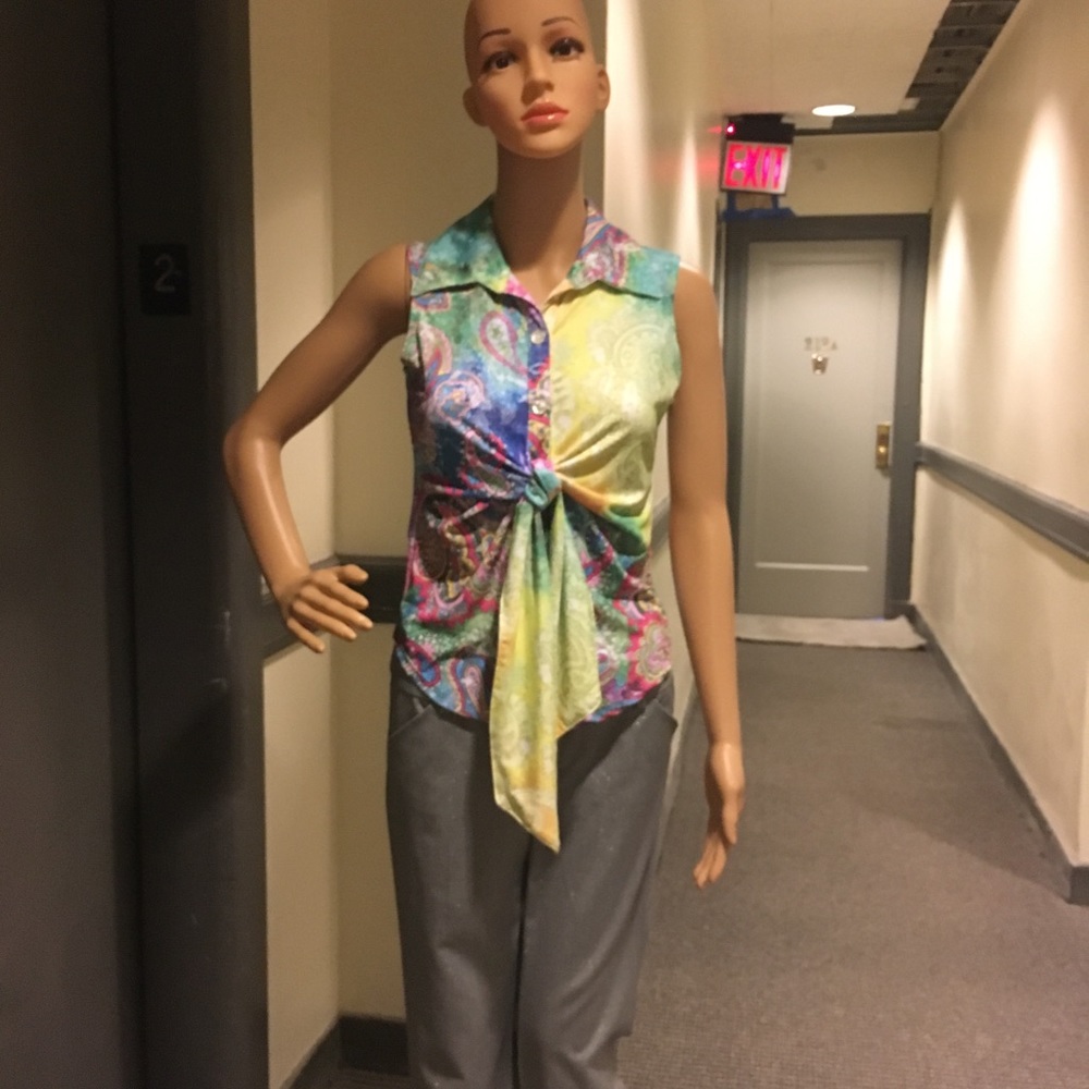 Boho Chic Sleeveless Top Size M